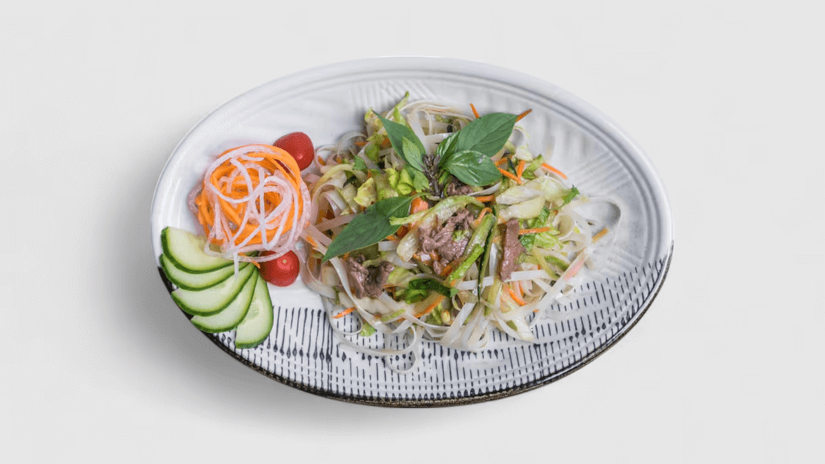 Phở bò trộn detail